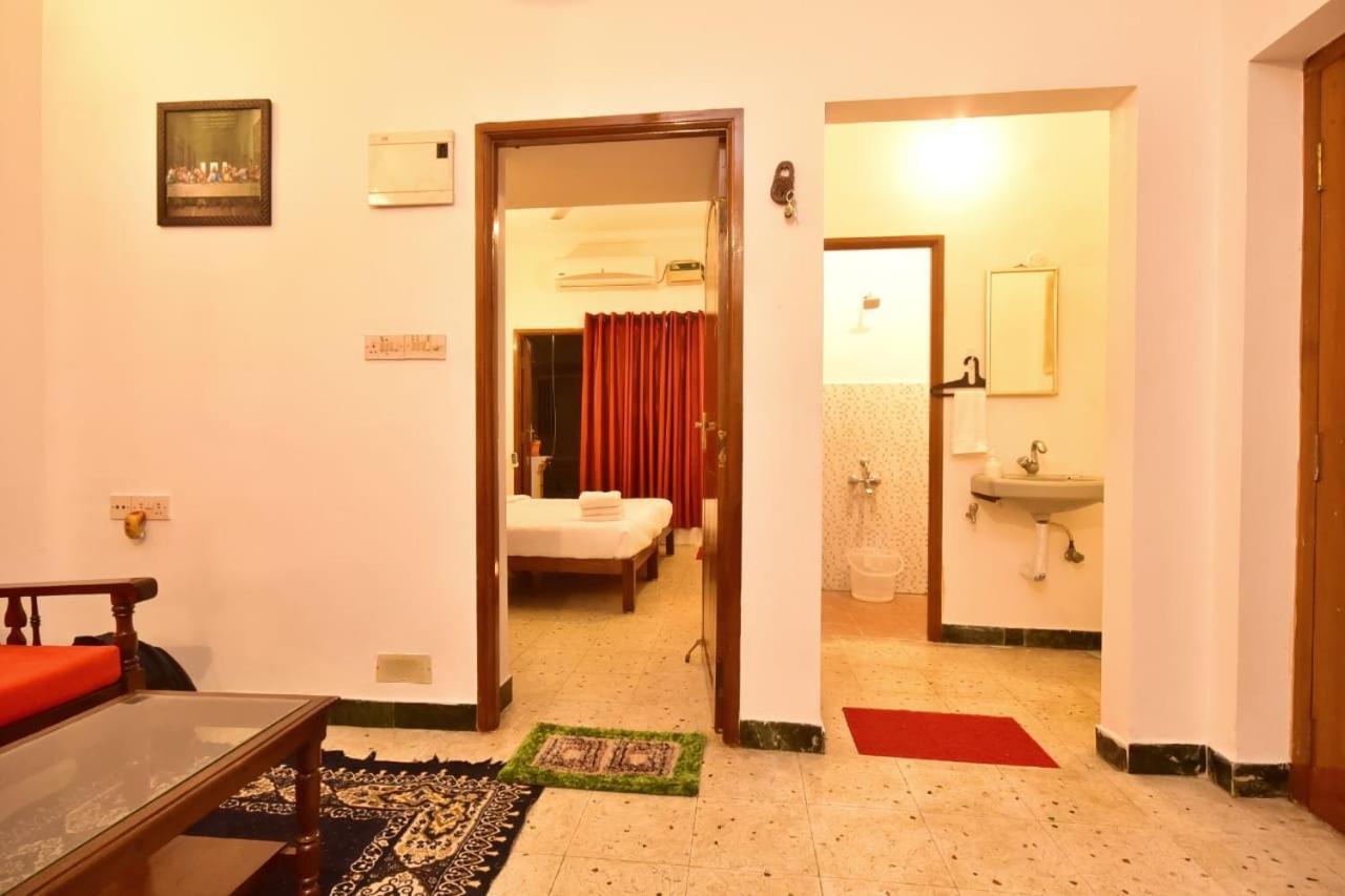 Villa Felicia 1Bhk Property ポンディシェリ エクステリア 写真