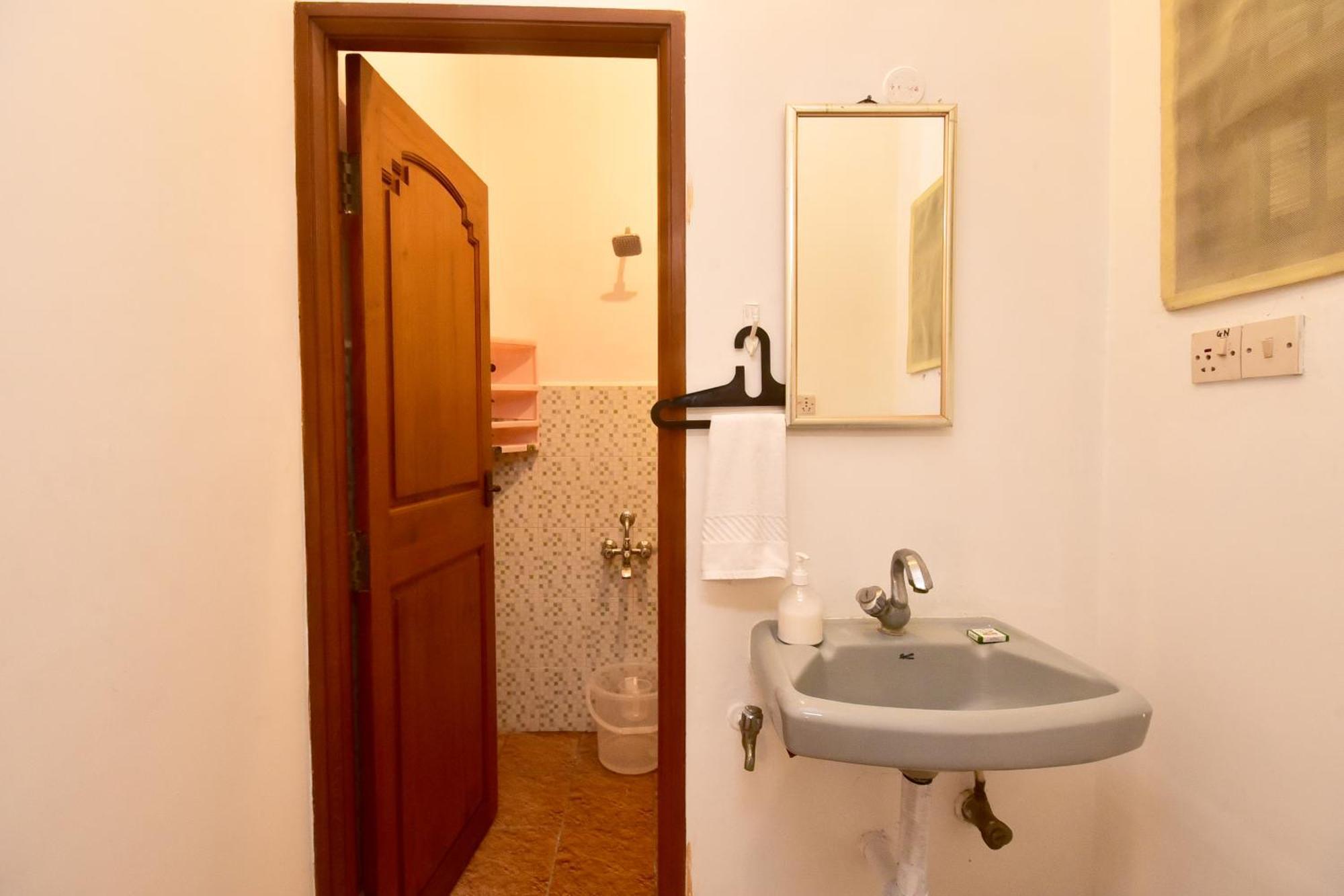 Villa Felicia 1Bhk Property ポンディシェリ エクステリア 写真