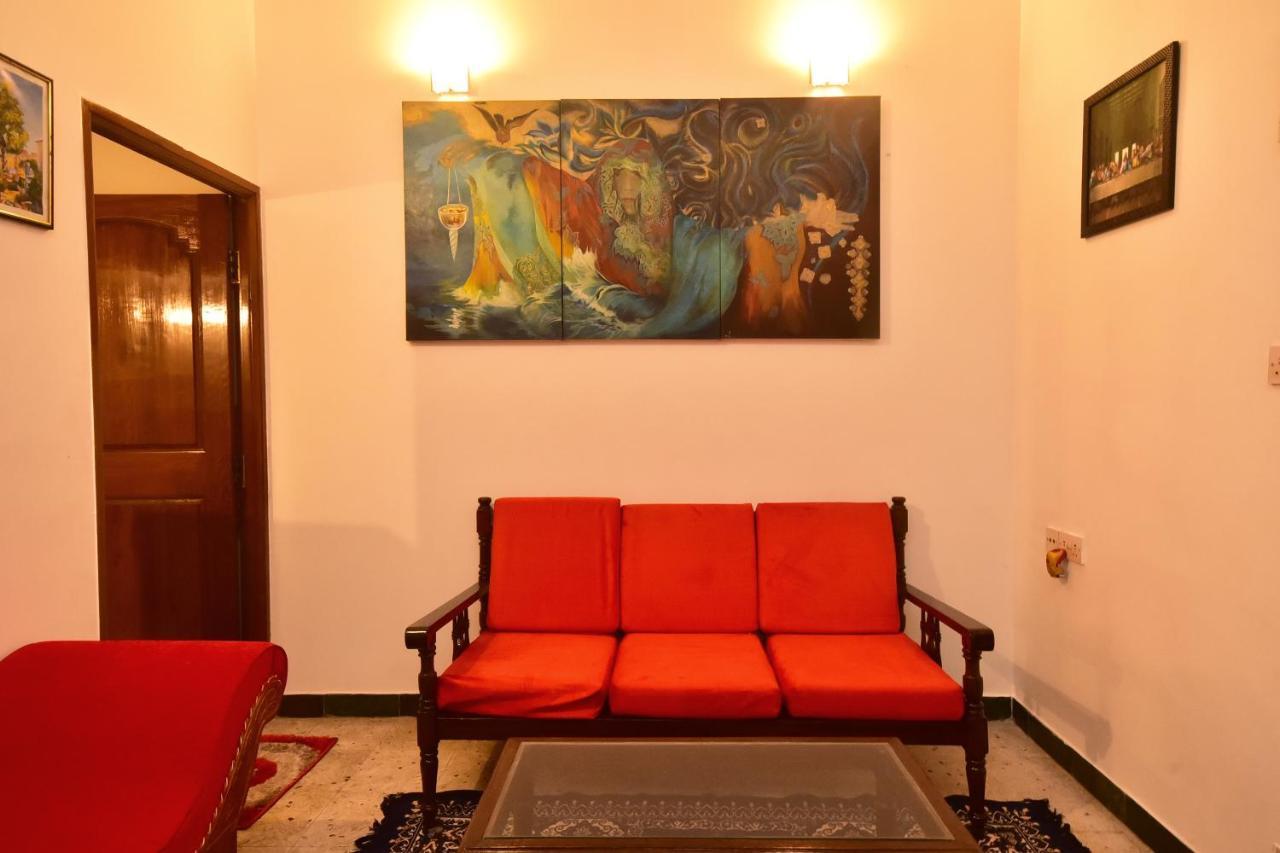 Villa Felicia 1Bhk Property ポンディシェリ エクステリア 写真